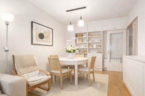 Huoneisto Sant Just Desvern, Barcelona, Espanja 3 makuuhuonetta, 102 m2 No. 150806