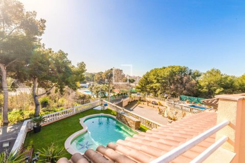 Villa till salu i Sitges, Barcelona, Spanien 4 sovrum, 266 kvm. Nr. 150808 - foto 6