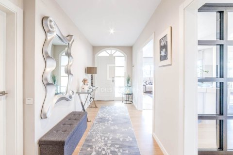 Villa till salu i Sitges, Barcelona, Spanien 4 sovrum, 266 kvm. Nr. 150808 - foto 7