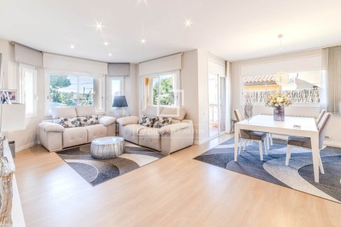 Villa till salu i Sitges, Barcelona, Spanien 4 sovrum, 266 kvm. Nr. 150808 - foto 4