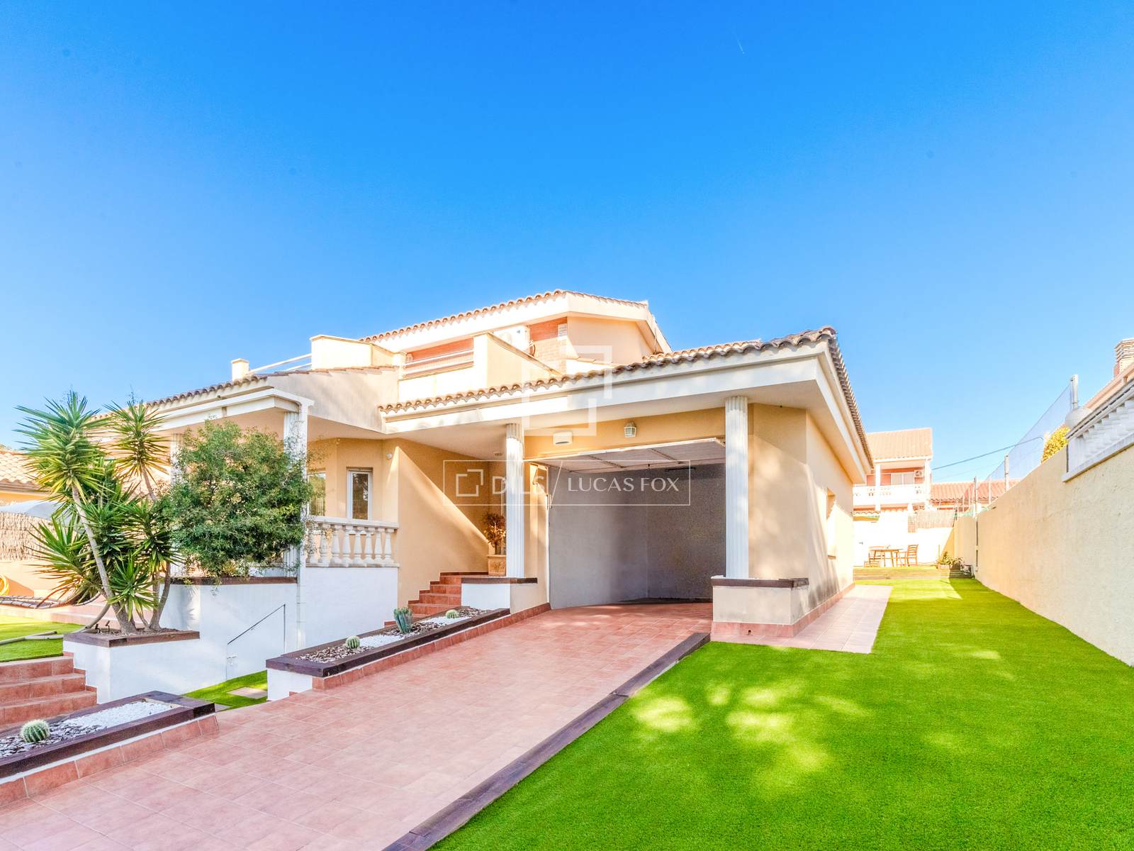 Villa in Sitges, Barcelona, Spanien 4 Schlafzimmer, 266 m2 Nr. 150808
