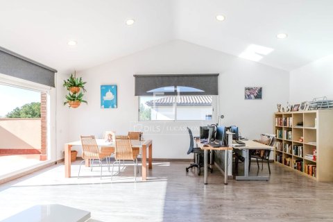 Villa till salu i Sitges, Barcelona, Spanien 4 sovrum, 266 kvm. Nr. 150808 - foto 22