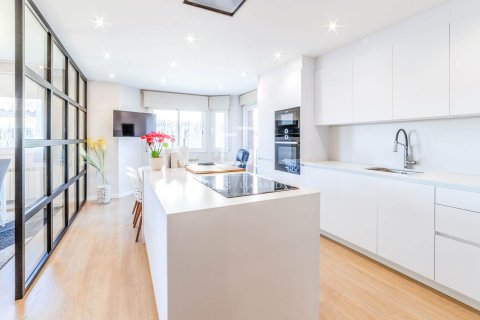 Villa till salu i Sitges, Barcelona, Spanien 4 sovrum, 266 kvm. Nr. 150808 - foto 3