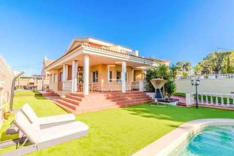 Villa Sitges, Barcelona, Spānijā 4 istabas, 266 m2 Nr. 150808