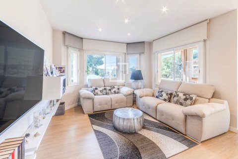 Villa till salu i Sitges, Barcelona, Spanien 4 sovrum, 266 kvm. Nr. 150808 - foto 15