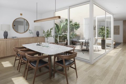 Lägenhet i Barcelona, Spanien 4 sovrum, 105 kvm. Nr. 150805