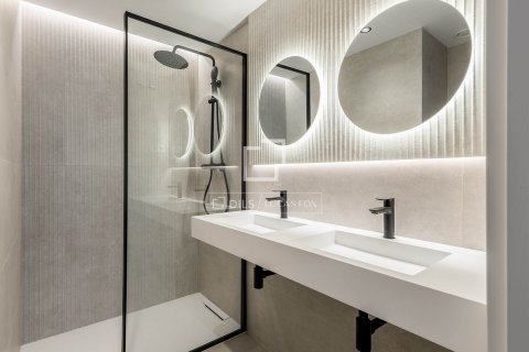 Lägenhet till salu i Barcelona, Spanien 4 sovrum, 105 kvm. Nr. 150805 - foto 28