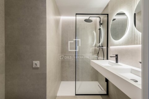 Lägenhet till salu i Barcelona, Spanien 4 sovrum, 105 kvm. Nr. 150805 - foto 29