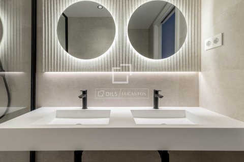 Lägenhet till salu i Barcelona, Spanien 4 sovrum, 105 kvm. Nr. 150805 - foto 30