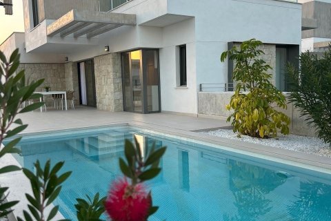 Villa for sale in Finestrat, Alicante, Spain 3 bedrooms, 244 sq.m. No. 165550 - photo 2