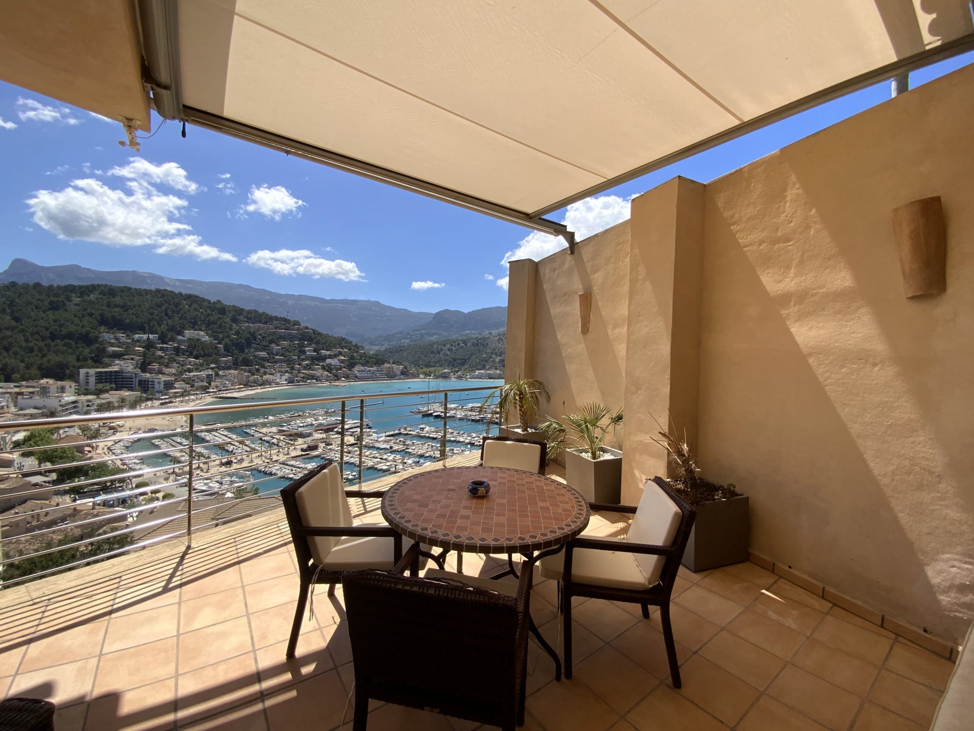 Villa in Port De Soller, Mallorca, Spain 3 bedrooms, 180 sq.m. No. 98007