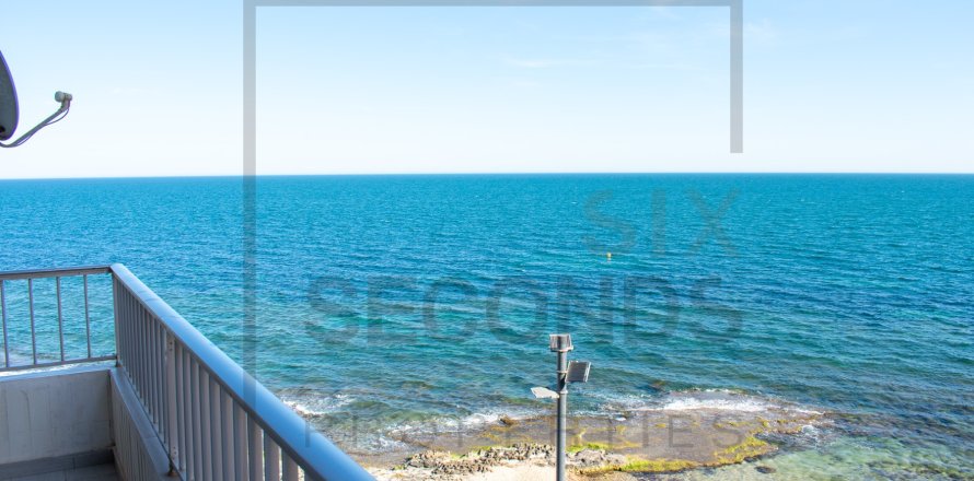Apartment Torrevieja, Alicante, Spain 3 bedrooms, 93 sq.m. No. 135628
