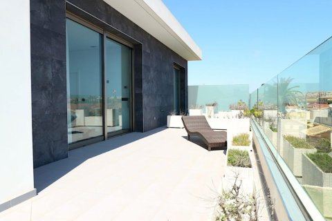 Villa till salu Torrevieja, Alicante, Spanien 3 sovrum, 162 kvm. Nr. 135622 - foto 4