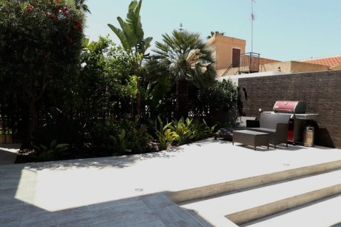 Villa till salu Torrevieja, Alicante, Spanien 3 sovrum, 162 kvm. Nr. 135622 - foto 28
