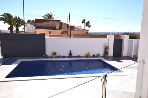 Villa à vendre Ciudad Quesada, Alicante, Espagne, 3 chambres, 160 m2 No. 135625 - photo 13