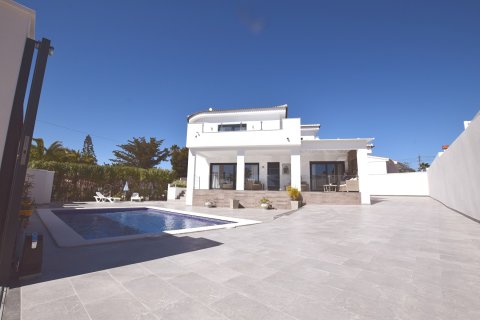 Villa à vendre Ciudad Quesada, Alicante, Espagne, 3 chambres, 160 m2 No. 135625 - photo 1