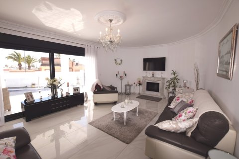 Villa à vendre Ciudad Quesada, Alicante, Espagne, 3 chambres, 160 m2 No. 135625 - photo 2