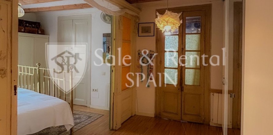 Apartment à Barcelona, Espagne 3 chambres, 138 m2 No. 194541