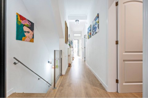 Apartamento en venta Mahon, Menorca, España 3 dormitorios, 178 m2 No. 133214 - foto 8