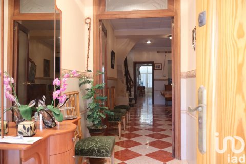 Kaupunkipientalo Tormos, Alicante, Espanja 4 makuuhuonetta, 1136 m2 No. 153724