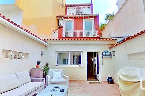 Hus till salu i El Campello, Alicante, Spanien 4 sovrum, 250 kvm. Nr. 153728 - foto 13