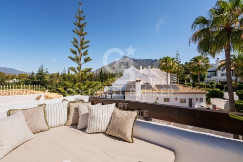 Villa à Marbella, Malaga, Espagne 5 chambres, 393 m2 No. 178667