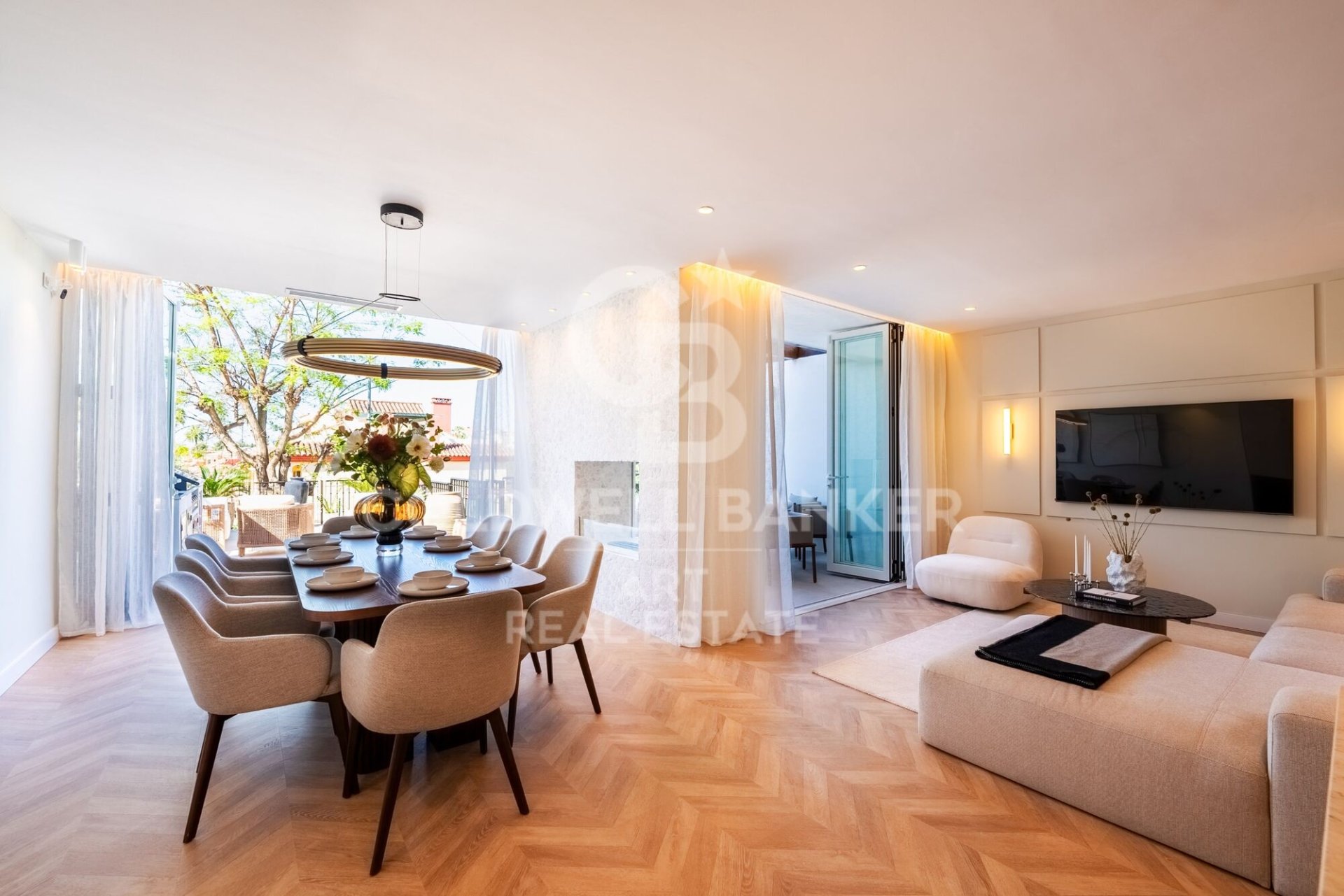 Huvila Marbella, Malaga, Espanja 5 makuuhuonetta, 393 m2 No. 178667