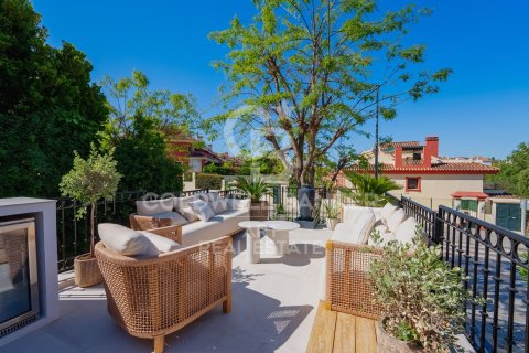 Villa à vendre à Marbella, Malaga, Espagne, 5 chambres, 393 m2 No. 178667 - photo 2