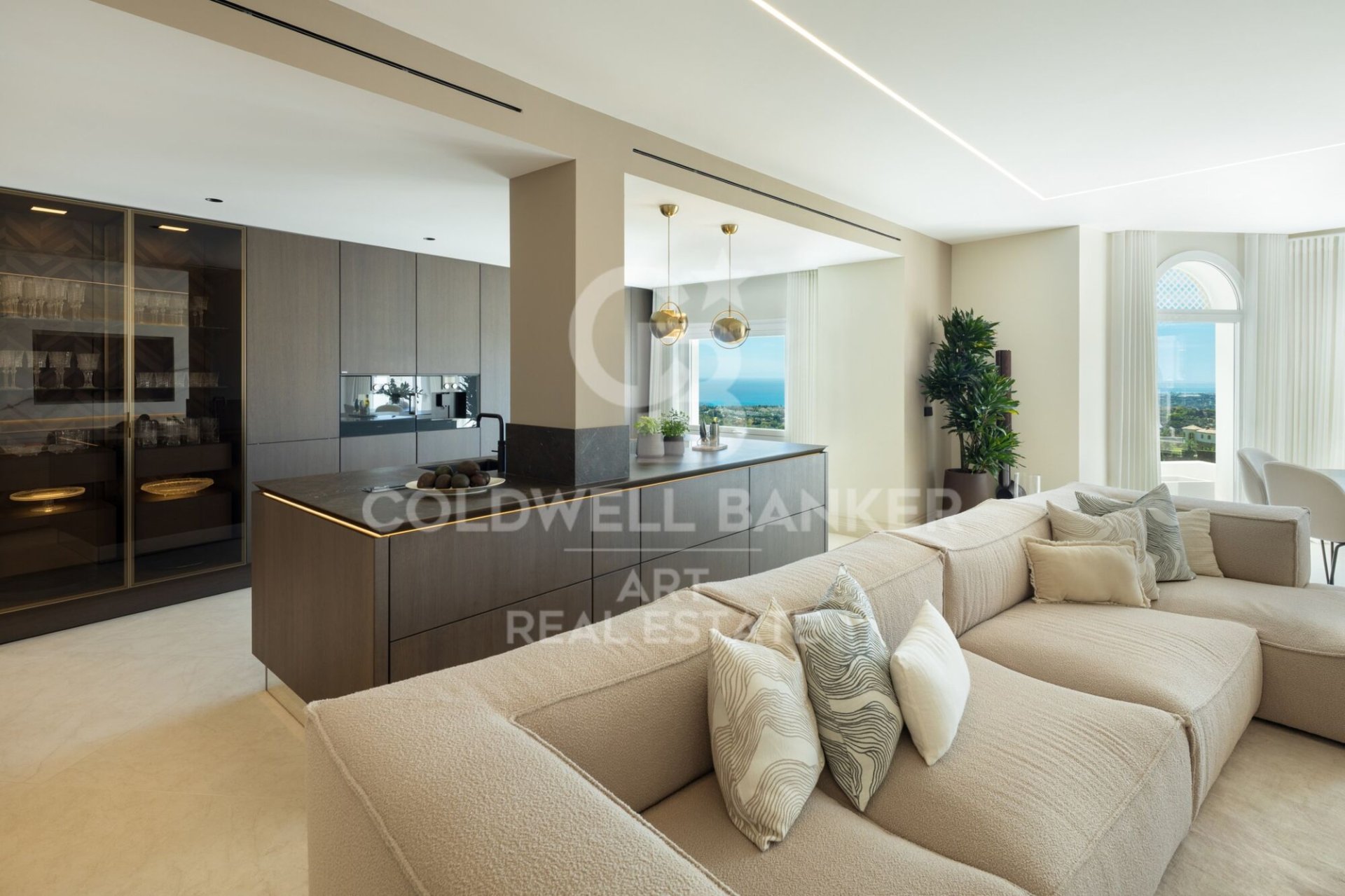 Kattohuoneisto Marbella, Malaga, Espanja 4 makuuhuonetta, 420 m2 No. 178662