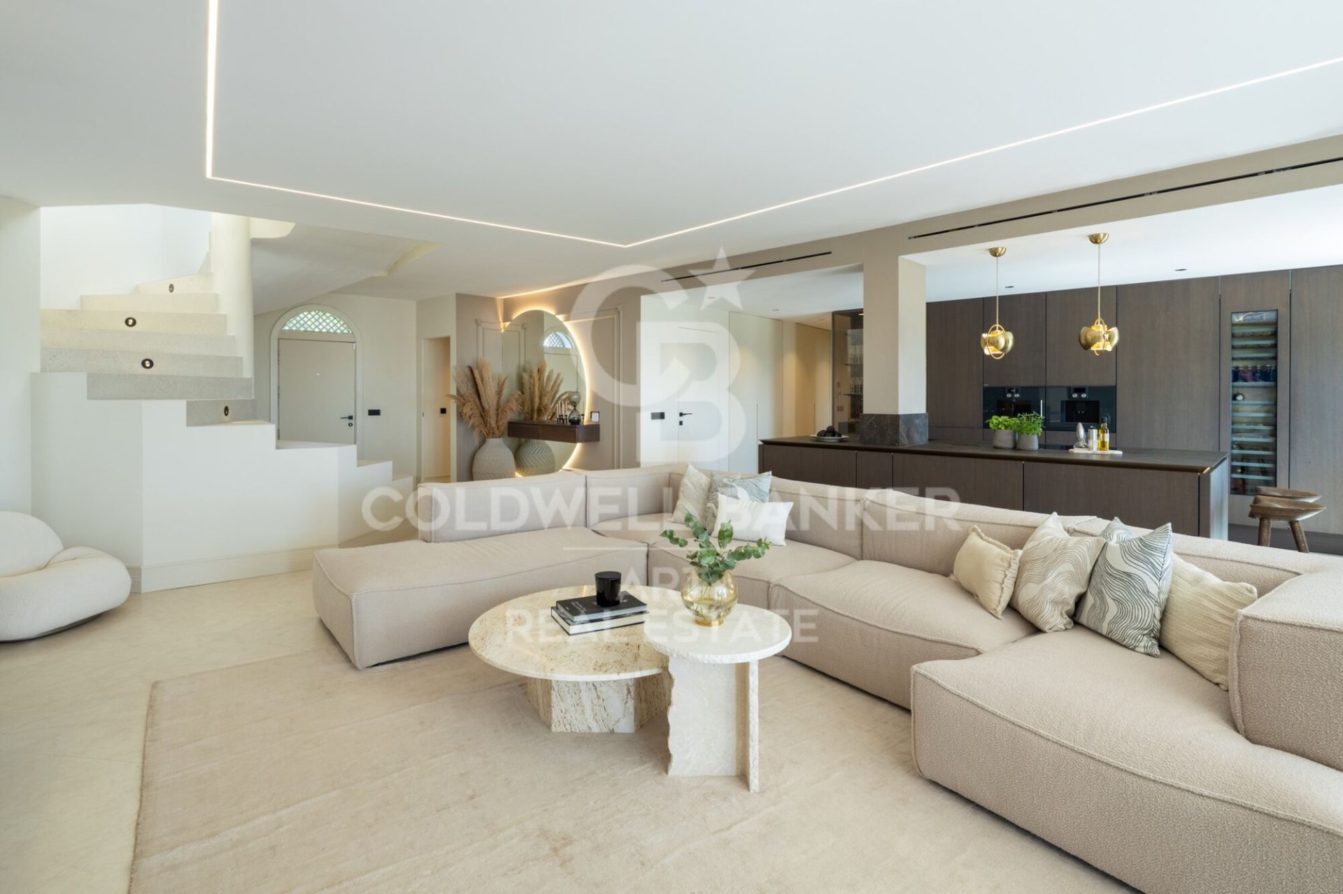 Kattohuoneisto Marbella, Malaga, Espanja 4 makuuhuonetta, 420 m2 No. 178662