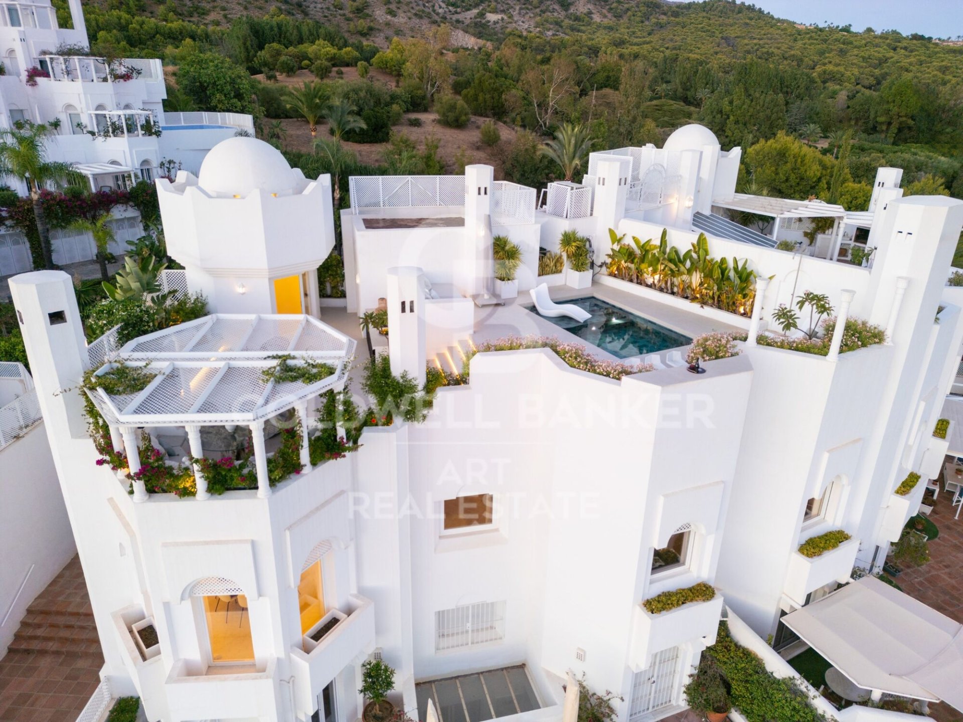 Kattohuoneisto Marbella, Malaga, Espanja 4 makuuhuonetta, 420 m2 No. 178662