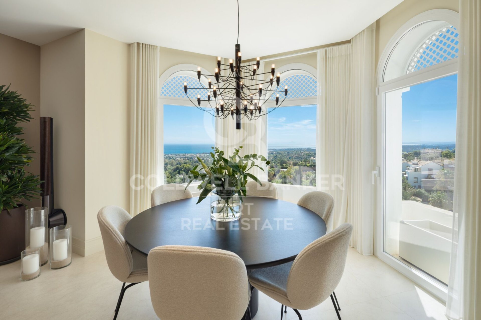 Kattohuoneisto Marbella, Malaga, Espanja 4 makuuhuonetta, 420 m2 No. 178662