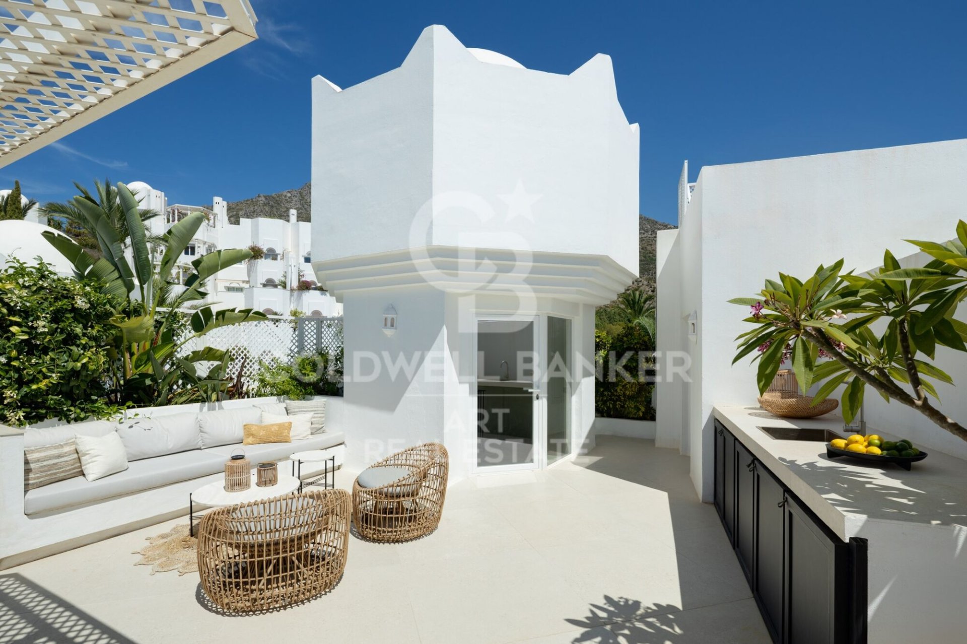 Kattohuoneisto Marbella, Malaga, Espanja 4 makuuhuonetta, 420 m2 No. 178662