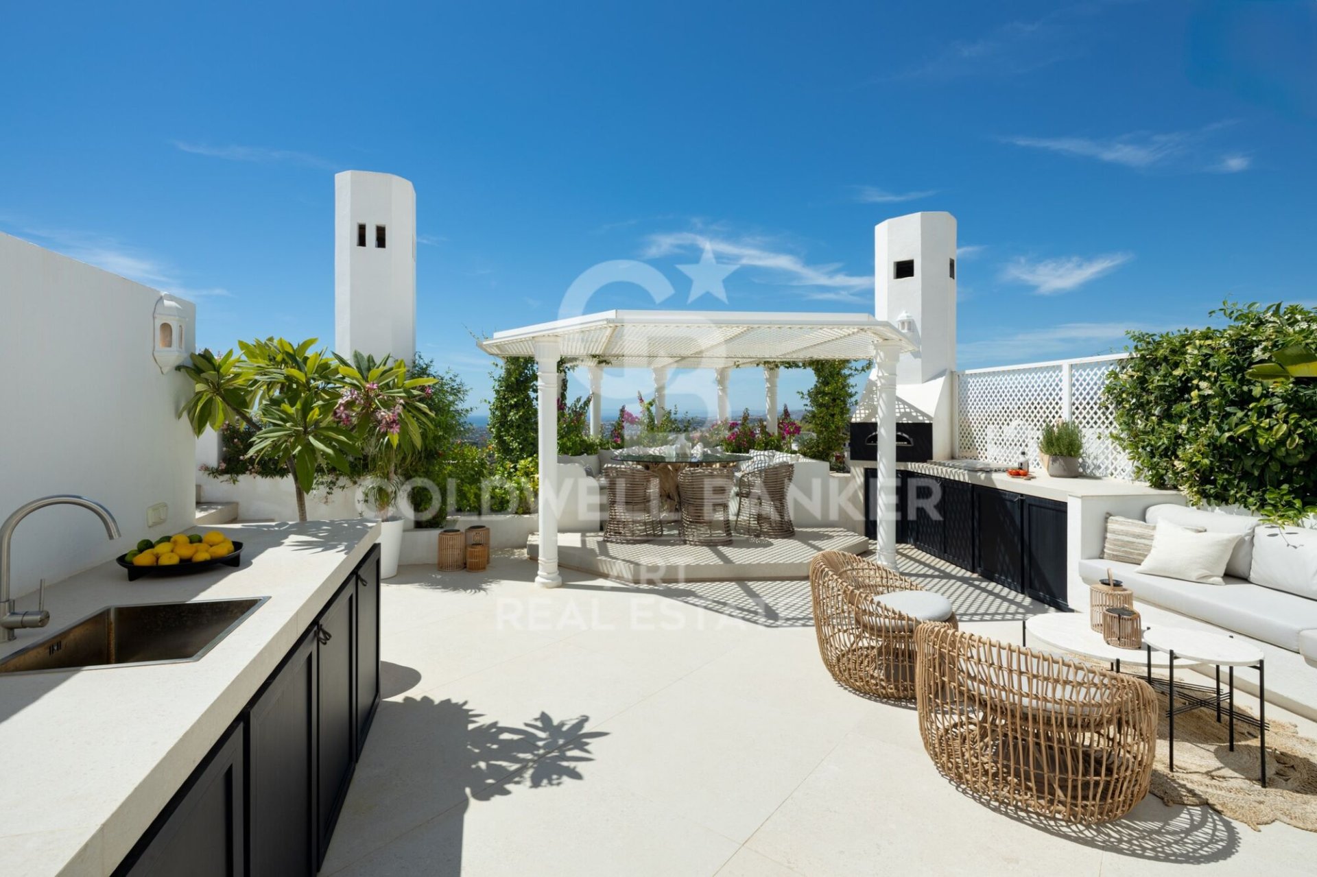 Kattohuoneisto Marbella, Malaga, Espanja 4 makuuhuonetta, 420 m2 No. 178662