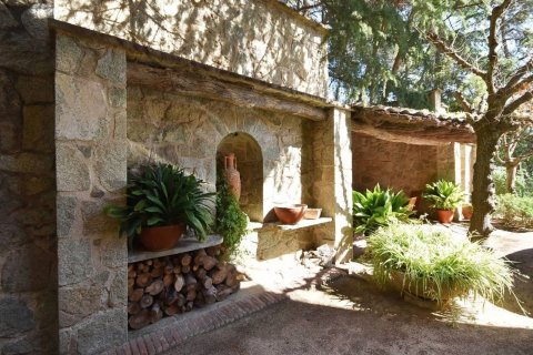 House à vendre à Barcelona, Espagne, 12 chambres, 1200 m2 No. 178331 - photo 6