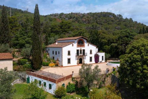 Hus till salu i Argentona, Barcelona, Spanien 5 sovrum, 1721 kvm. Nr. 178335 - foto 4