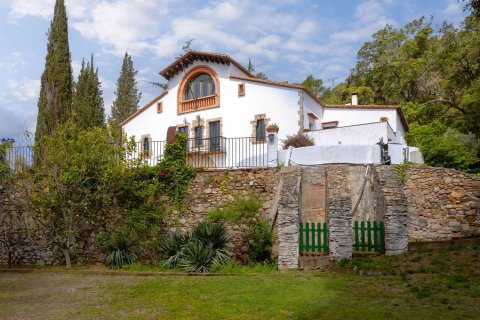 Hus till salu i Argentona, Barcelona, Spanien 5 sovrum, 1721 kvm. Nr. 178335 - foto 5
