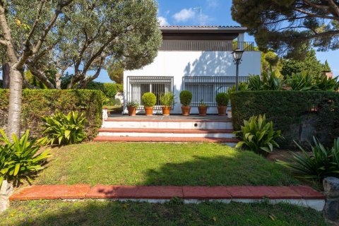 Hus till salu i Sant Andreu de Llavaneres, Barcelona, Spanien 5 sovrum, 1063 kvm. Nr. 178333 - foto 18