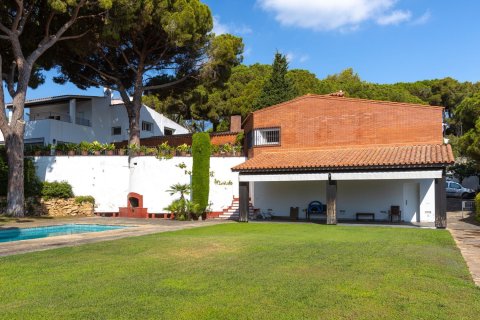 Hus till salu i Sant Andreu de Llavaneres, Barcelona, Spanien 5 sovrum, 1063 kvm. Nr. 178333 - foto 12