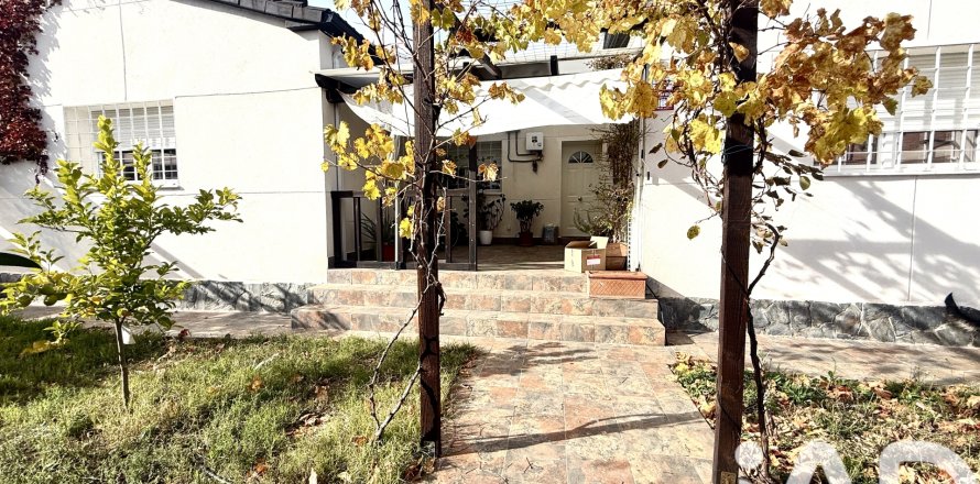 Сasa en Villanueva De La Torre, Guadalajara, España 3 dormitorios, 135 m2 No. 152564