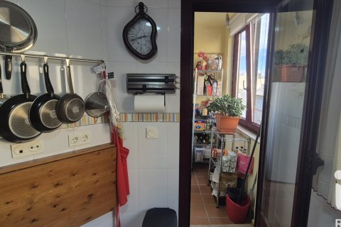 Продажа таухауса в Доньинос де Саламанка, Саламанка, Испания 4 спальни, 225м2 №152561 - фото 25