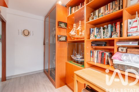 Продажа квартиры в Леганес, Мадрид, Испания 2 спальни, 54м2 №152565 - фото 29