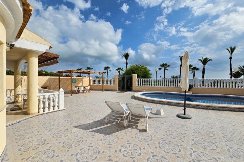 Villa for sale Los Urrutias, Murcia, Spain 4 bedrooms, 134 sq.m. No. 115350 - photo 14