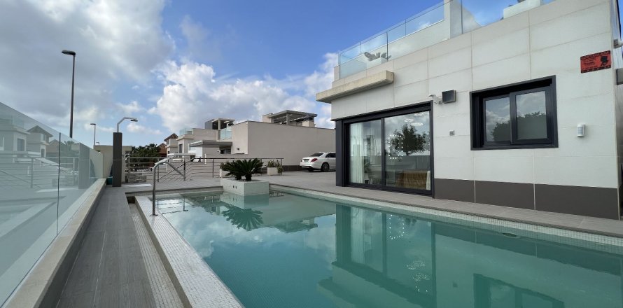 Villa San Miguel de Salinas, Alicante, Spānijā 5 istabas, 373 m2 Nr. 115347