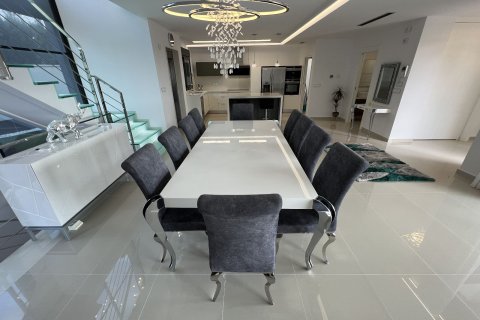 Villa pārdošanā San Miguel de Salinas, Alicante, Spānijā 5 istabas, 373 m2 Nr. 115347 - attēls 14