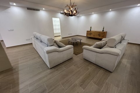 Villa pārdošanā San Miguel de Salinas, Alicante, Spānijā 5 istabas, 373 m2 Nr. 115347 - attēls 18