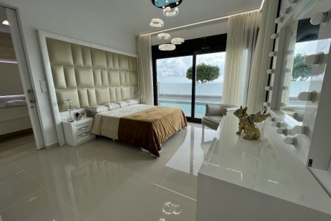 Villa pārdošanā San Miguel de Salinas, Alicante, Spānijā 5 istabas, 373 m2 Nr. 115347 - attēls 8