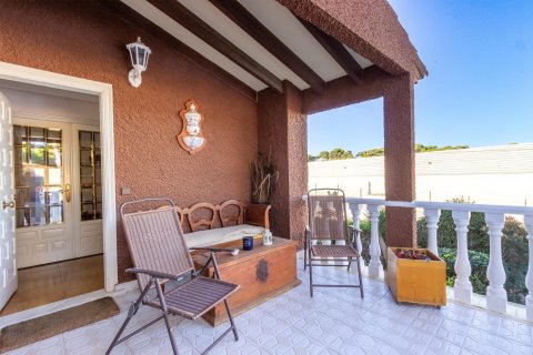 Villa zum Verkauf Los Balcones, Alicante, Spanien 4 Schlafzimmer, 230 m2 Nr. 115340 - Foto 2