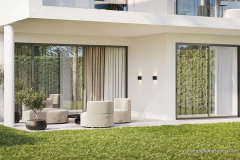 Apartment for sale Estepona, Malaga, Spain 3 bedrooms, 133 sq.m. No. 132936 - photo 8