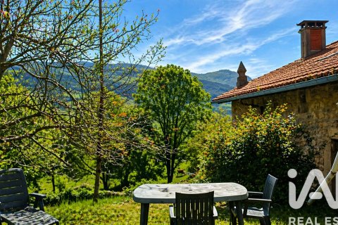 Townhouse for sale in Corvera de Toranzo, Cantabria, Spain 4 bedrooms, 576 sq.m. No. 172553 - photo 6